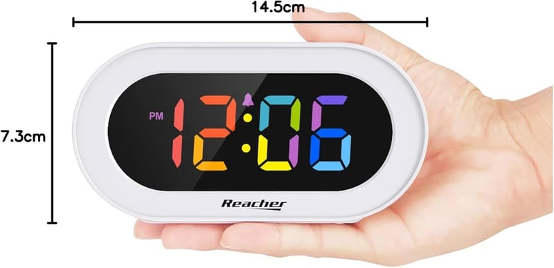 REACHER Kompakt LED Digitális Ébresztőóra Dimmer Funkcióval Hálószobához