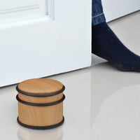 Relaxdays graničnik za vrata za teška vrata i prozore, nehrđajući čelik i guma, efekt drva, ∅ 9,5 cm, smeđa, 1 kom 2