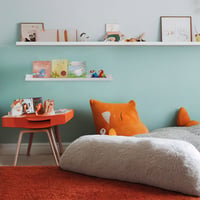 Relaxdays polica na obrazy, šírka 80 cm, úzka nástenná polica na fotorámiky, knihy a dekorácie, MDF, biela 5