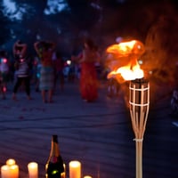 Sada záhradných faklí Relaxdays, 10 ks, 40 cm, bambusová fakľa, dekorácia na záhradnú párty, olejová fakľa s náhradným knôtom, prírodná 3