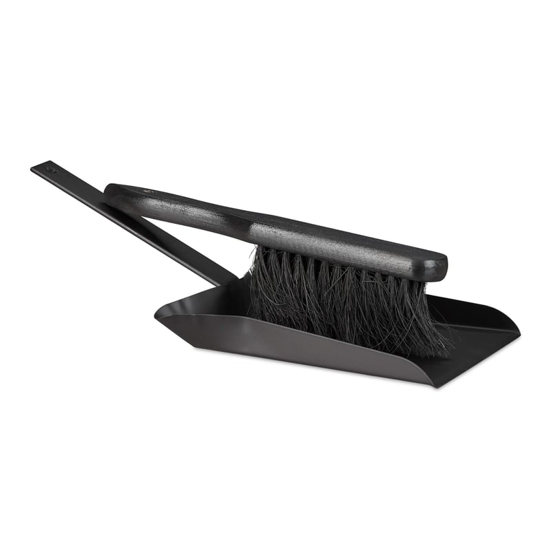 Súprava na zametanie Relaxdays s oceľovou kefou a lopatkou, do interiéru/exteriéru – čierna – 37 cm