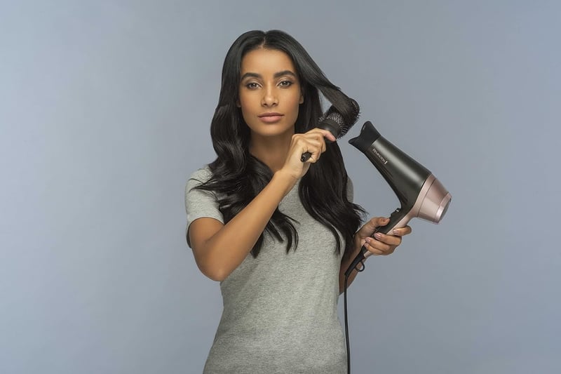Remington D5707 2200W Ionos Hajszárító Göndörítő és Egyenesítő Funkcióval - Hair dryer "New Version"