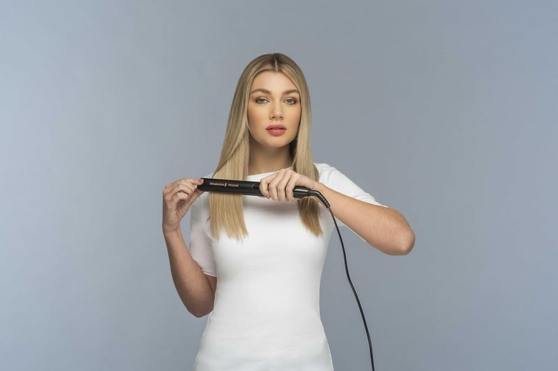 Remington PROluxe Midnight Hajegyenesítő 150-230°C Kerámia Lemezzel - straighteners