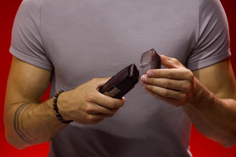 Remington Touch Tech Férfi Szakállvágó - Titán Bevonatú Pengék, GroomMotion Technológia, Vezeték Nélküli, Vízálló, Utazáshoz - beard trimmer