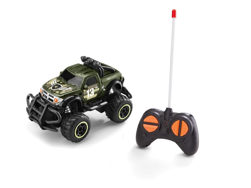 Revell Control RC SUV Dodge RAM Field Hunter távirányítós autó - zöld