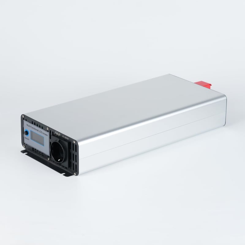 RGBer Tiszta Szinusz Inverter 12V-230V 2000W - Feszültségátalakító Érzékeny Eszközökhöz, Kempingezéshez
