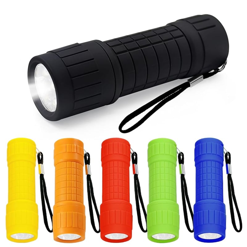 Riisoyu 6 ks mini LED baterka pre deti, malá COB LED baterka so šnúrkou na krk a silikónovým povrchom na kempovanie, turistiku a narodeniny