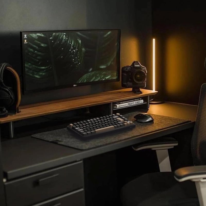 RK ROYAL KLUDGE M75 75% TKL Mechanikus Gamer Billentyűzet, RGB Háttérvilágítás, OLED Kijelző, Hot-Swap Brown Switch, Vezeték Nélküli/Bluetoo