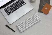 RK Royal Kludge RK61-US 60% Mechanikus Billentyűzet Vezeték Nélküli Bluetooth USB 9