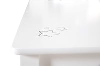 Set de Mobilier pentru Copii roba Little Stars – 2 Scaune și 1 Masă, Set din Lemn Lăcuit Alb cu Model de Steluțe 7