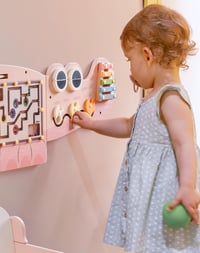 Panou de activități din lemn ROBOTIME Crocodil, jucărie interactivă Montessori de tip centru de activități cu sortator de forme pentru copii 7