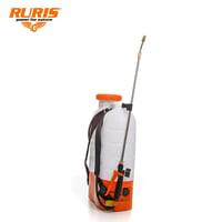 Elektrický postrekovač RURIS RS 1800 s 18-litrovou nádržou, 12V 8Ah batériou, teleskopickou kovovou tyčou, výdržou 4 hodiny, oranžový 6