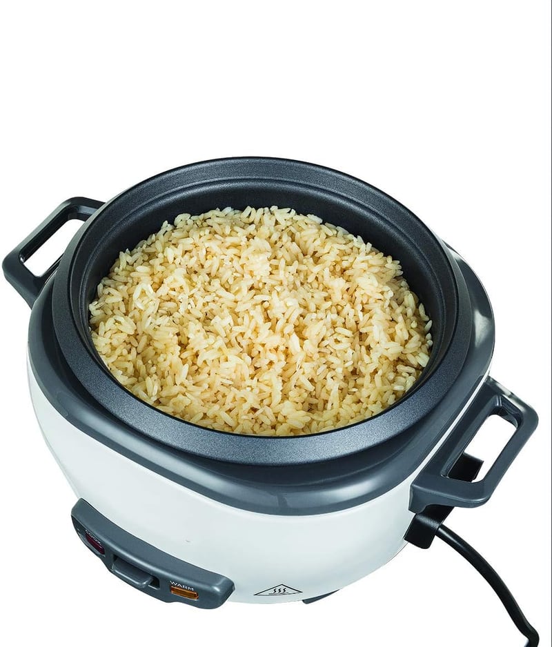 Russell Hobbs 0,8L rizsfőző gőzöléssel, tapadásmentes edénnyel és melegentartással