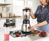 Russell Hobbs 2 az 1-ben Turmixgép Üveg Tartállyal, Hordozható Pohárral és 0.8 LE Motorral 2