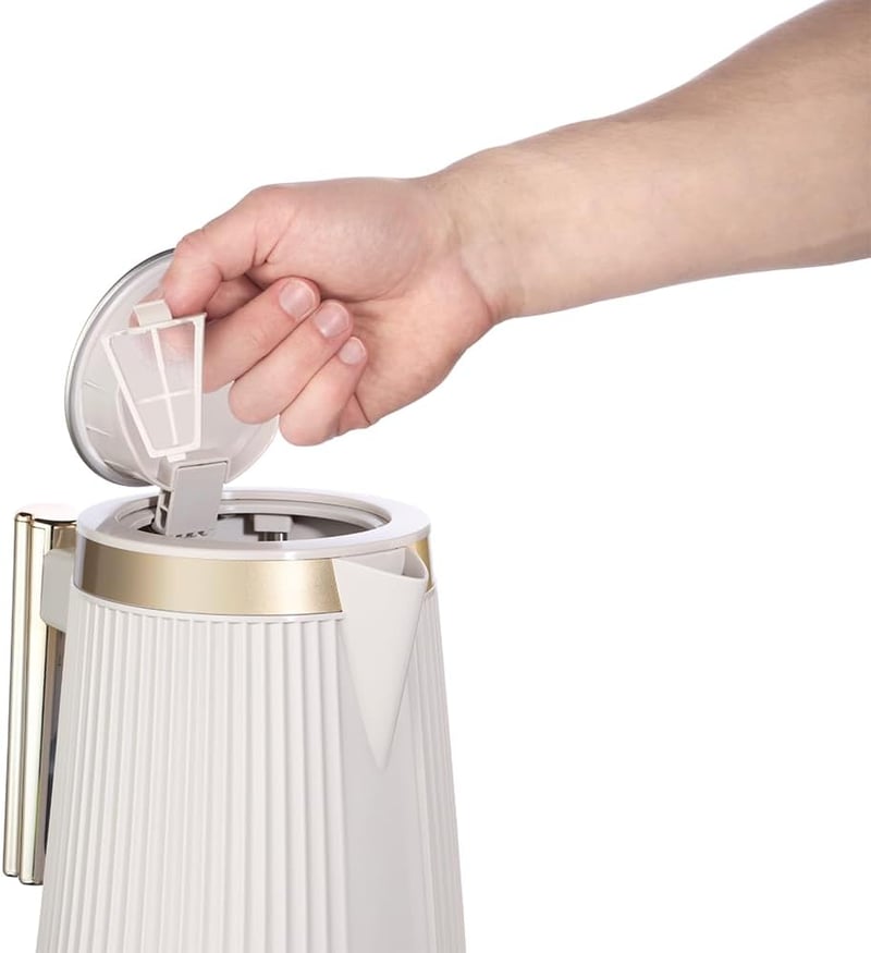 Russell Hobbs Brontë Stone 1.7L Vízforraló 2400W Arany Részletekkel