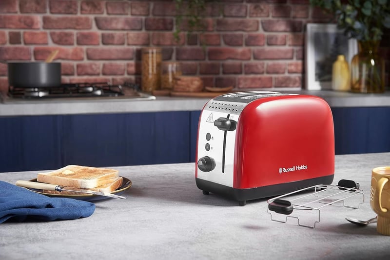 Russell Hobbs Colours Plus Piros Kenyérpirító 2 Szeletes Extra Széles Nyílás 1600W