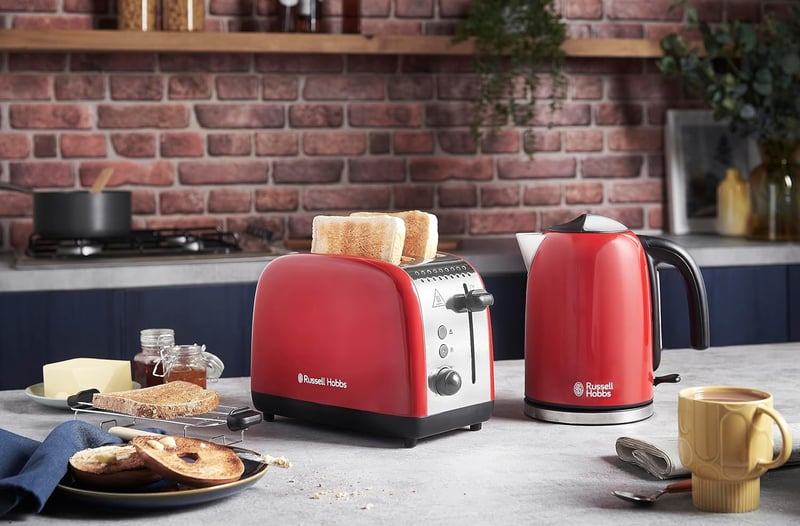 Russell Hobbs Colours Plus Piros Kenyérpirító 2 Szeletes Extra Széles Nyílás 1600W