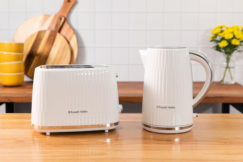Russell Hobbs Eden 27370-56 kenyérpirító 2 szeletes fehér 6 fokozat leolvasztás funkcióval
