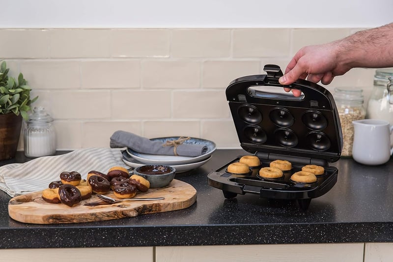Russell Hobbs Fiesta 30cm Tapadásmentes Multifunkcionális Serpenyő Szett Fekete