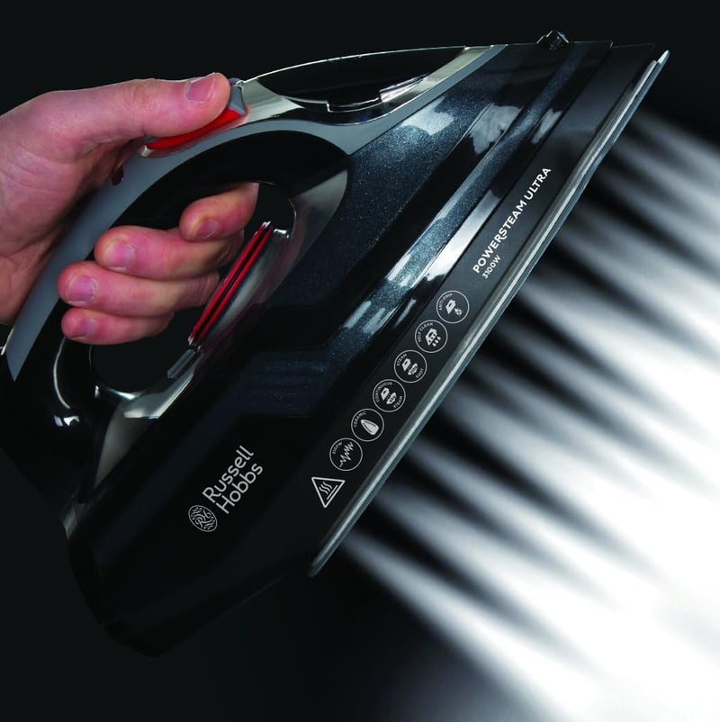 Russell Hobbs PowerSteam Ultra 3100W gőzölős vasaló kerámia talppal - Power Steam Ultra 3100W