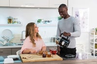 Russell Hobbs Retro Vízforraló 1.7L 2400W Fekete Rozsdamentes Acél Gyors Felmelegítés 8