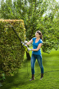 RYOBI RHT6760RL 670W električne škare za živicu – 60 cm dijamantno brušena oštrica, kapacitet rezanja 30 mm, zakretna stražnja ručka, zaštitna navlaka i sakupljač odrezaka 5