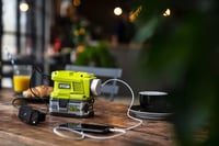 RYOBI RY18BI150A-0 18V ONE+ Akumulátorový invertor 150W prenosný zdroj napájania bez akumulátora 3