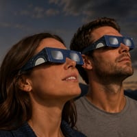 Ochelari pentru eclipsă solară SAFE ECLIPSE, pachet de 2/6/12/50 bucăți, ramă de 45 mm, pot fi purtați peste ochelarii cu dioptrii, certificați EN ISO 12312-2:2015, marcați CE, Astro 8