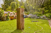 Sajnos a termék leírása túl általános ahhoz, hogy megfelelő magyar címet készíthessek. A "Gardena" csak a brand neve, de hiányzik:

- A term - Irrigation Control Select 5
