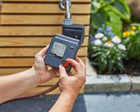 Sajnos a termék leírása túl általános ahhoz, hogy megfelelő magyar címet készíthessek. A "Gardena" csak a brand neve, de hiányzik:

- A term - Irrigation Control Select 3