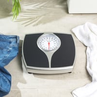 Mechanická osobná váha Salter 148 BKSVDR Speedo – analógový displej, kovová platforma, max. 136 kg, čierno-strieborná, bez batérií 4