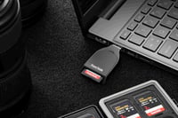 Cititor de carduri SanDisk QuickFlow SD UHS-I cu conector USB-A, viteză de citire de 250 MB/s, viteză de scriere de 150 MB/s, USB 3.2 Gen 1 4