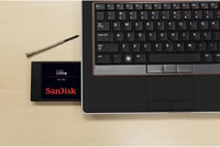 SanDisk Ultra 3D SSD 550MB/s olvasási sebesség 525MB/s írási sebesség 4