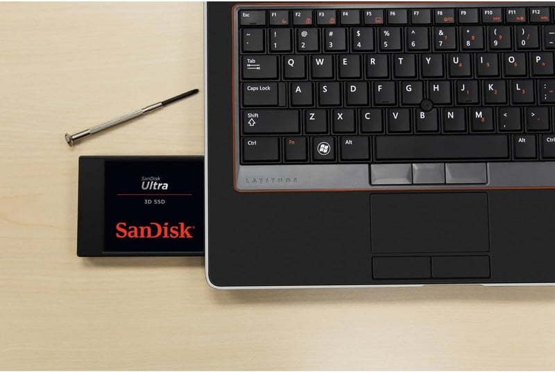 SanDisk Ultra 3D SSD 550MB/s olvasási sebesség 525MB/s írási sebesség