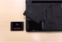SanDisk Ultra 3D SSD 550MB/s olvasási sebesség 525MB/s írási sebesség 5