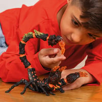 Schleich Eldrador Creatures Lávový škorpión s pohyblivými klepetami a žihadlom, 70142 fantasy figúrka pre chlapcov a dievčatá, od 7 rokov, 21x14x 4