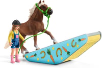 Schleich Farm World Pony Agility Starter Set 42481 – Set de joacă cu 2 ponei, traseu cu obstacole și accesorii, 48 piese, de la 3 ani 9