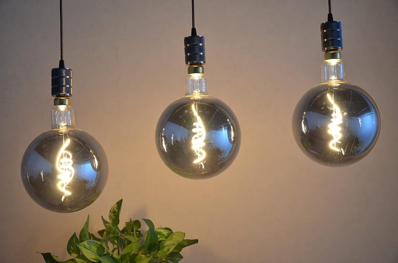 SD LUX Vintage LED Izzó E27 5W 250lm Dimmable XXL Gömb Meleg Fehér 2200K