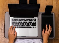 SEFFO Laptop tálca párnával, egér padával és telefontartóval, 15 hüvelykes laptopokhoz 6