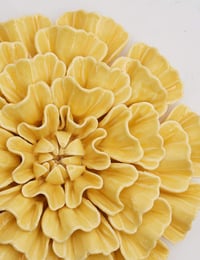 Decor de perete SEINHIJO cu floare ceramică 3D - galben - 19 cm 6