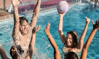 Senston Röplabda 5-ös Méret - Vízálló PVC Strandröplabda Pumpával, Ideális Strandra és Medencéhez, Lila Színben 2