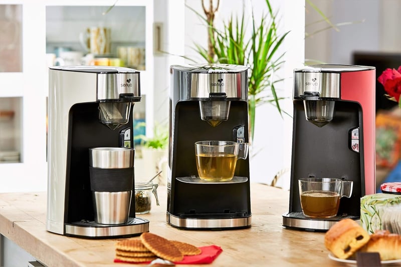 Senya elektromos teáskanna 1415W fekete, szűrővel laza tea és teafilter számára