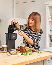 SENYA Tea Time Pro érintőképernyős teafőző 3 teafajtához 1,2L tartály automata vízkövetkeztetéssel 3