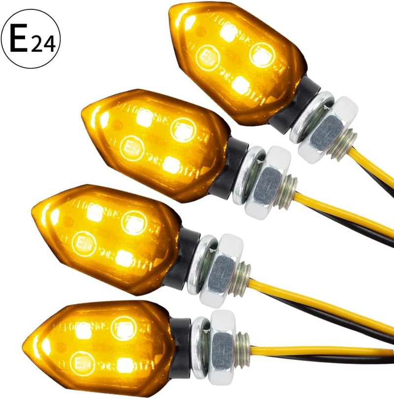 SFONIA Motoros LED Index Szett 4db Mini Irányjelző 12V Vízálló M8 E-Mark Jóváhagyott Univerzális Motorkerékpár Quad Scooter