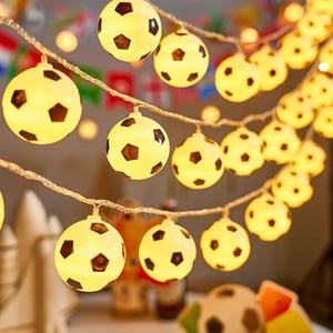 LED svetelná reťaz Shengruili, 1,5 m, 10 LED, teplá biela, guľôčkový dizajn, na batérie — chýba kryt priehradky na batérie (stav: pozri 2. obrázok)