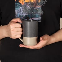 SHOWFULL 500 ml Kétszínű Kerámia Bögre - Nagy Fogantyús Kávés Csésze Fehér Pöttyökkel, Mikrohullámú Sütőben Használható, Férfiaknak és Nőkne 4