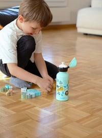 Detská hliníková fľaša Sigg KBT Jungle Tzz 0,4 l – Nepriepustná, nerozbitná, bez BPA, s bielym a zeleným motívom džungle – Na šport a do školy 8