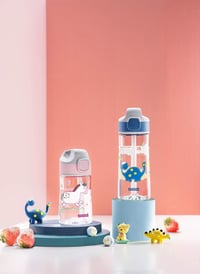 SIGG Miracle Dinosaurier gyerek kulacs szívószállal, Tritan, BPA-mentes - kék - 0,45 l 7
