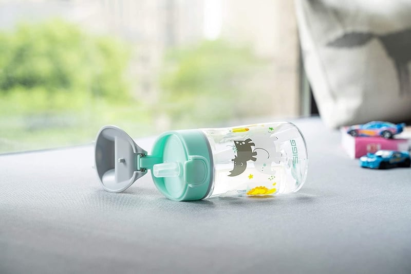 SIGG Miracle Gyerek Tritan Ivópalack Szívószállal, Szorítható, BPA-Mentes, 0,35-0,45 L - Green, 0.35 L