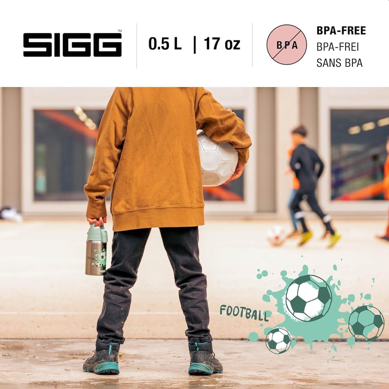 SIGG Shield One rozsdamentes acél gyermek kulacs 0,5L szénlégzés szivárgásmentes - Love Football